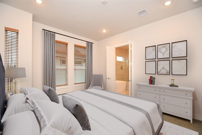 Building Photo - 5811 Fairdale Ln
