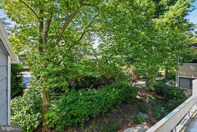Building Photo - 11039 Villaridge Ct
