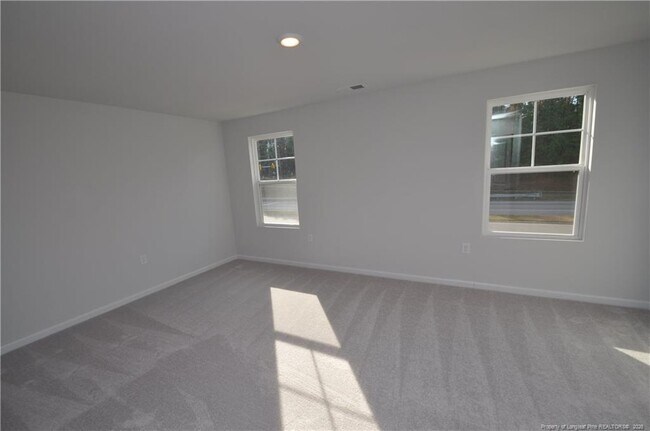 Building Photo - 1009 Shoreside Dr