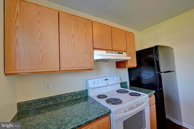 Building Photo - 112 Rosie Dr