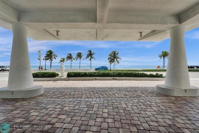 Building Photo - 209 N Fort Lauderdale Beach Blvd