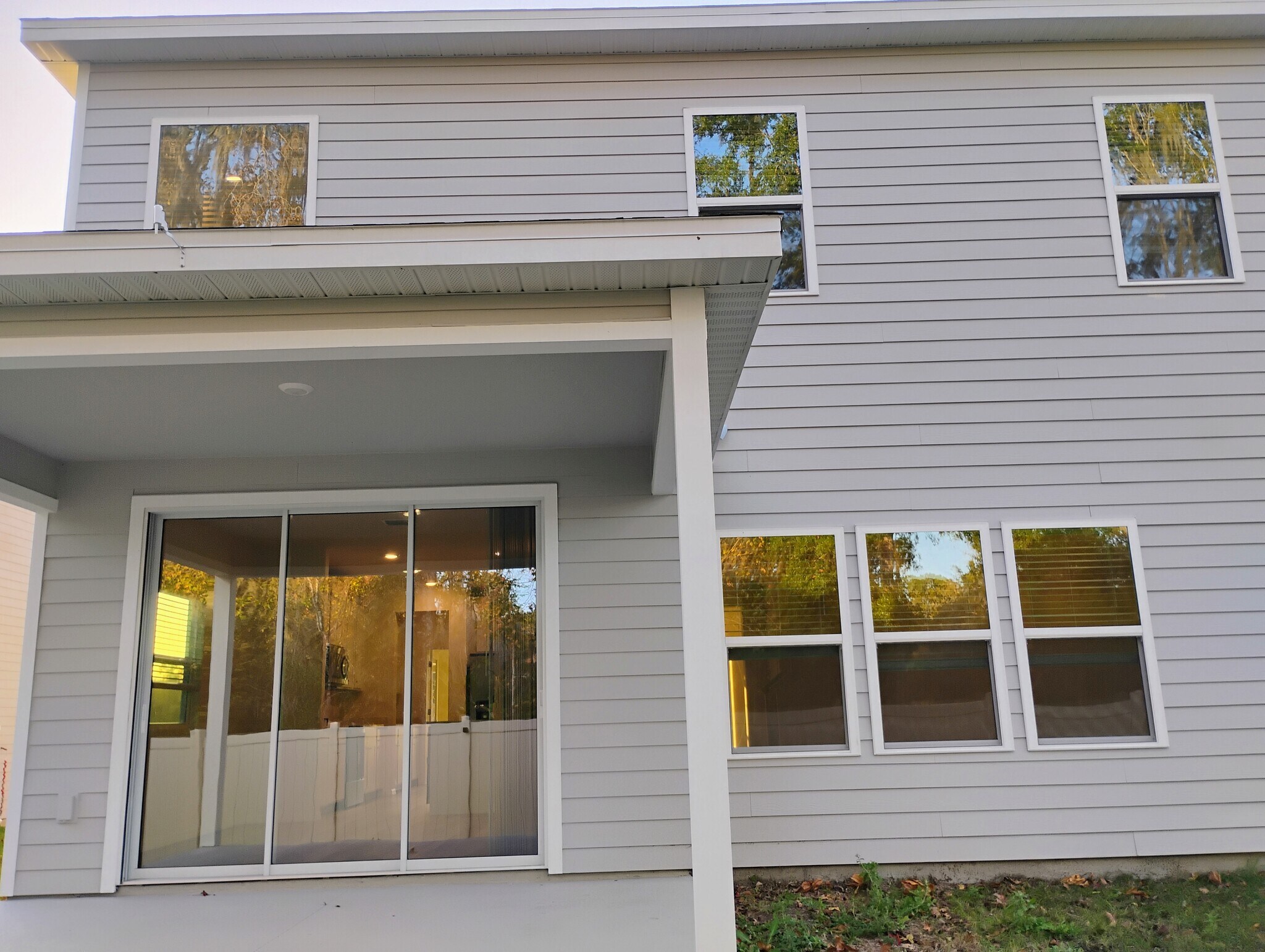 Building Photo - 5191 SW 52nd Dr