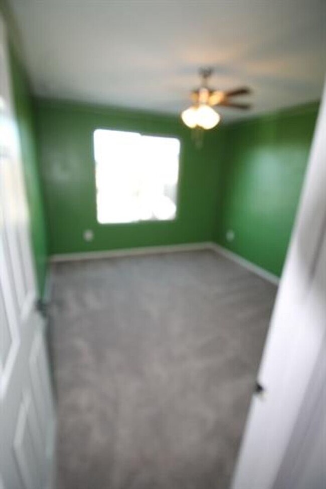 Building Photo - STUNNING 4-Bedroom + Den Home in Gladden Farms!!!!! SOLAR PANELS!!!