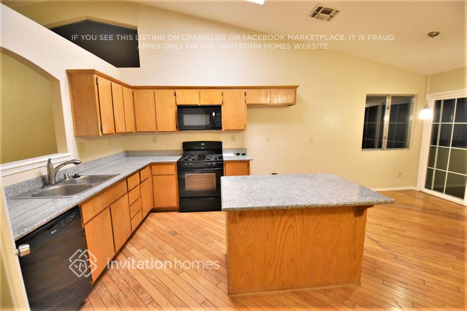 Building Photo - 2644 Togninali Ln