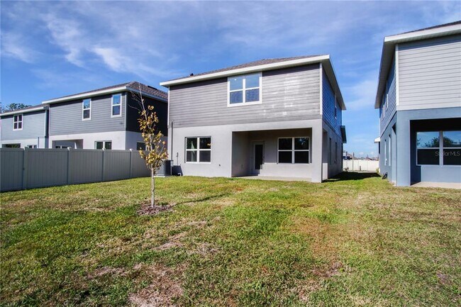 Building Photo - 1501 Leamington Ln