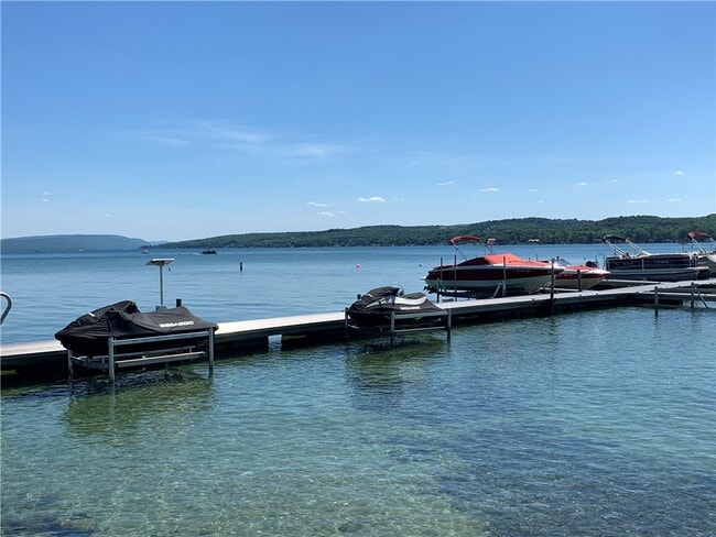 Building Photo - 245 Roseland Ln