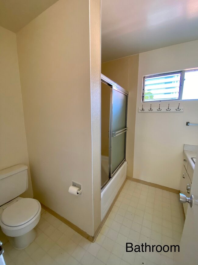 Building Photo - 2699 Derby St