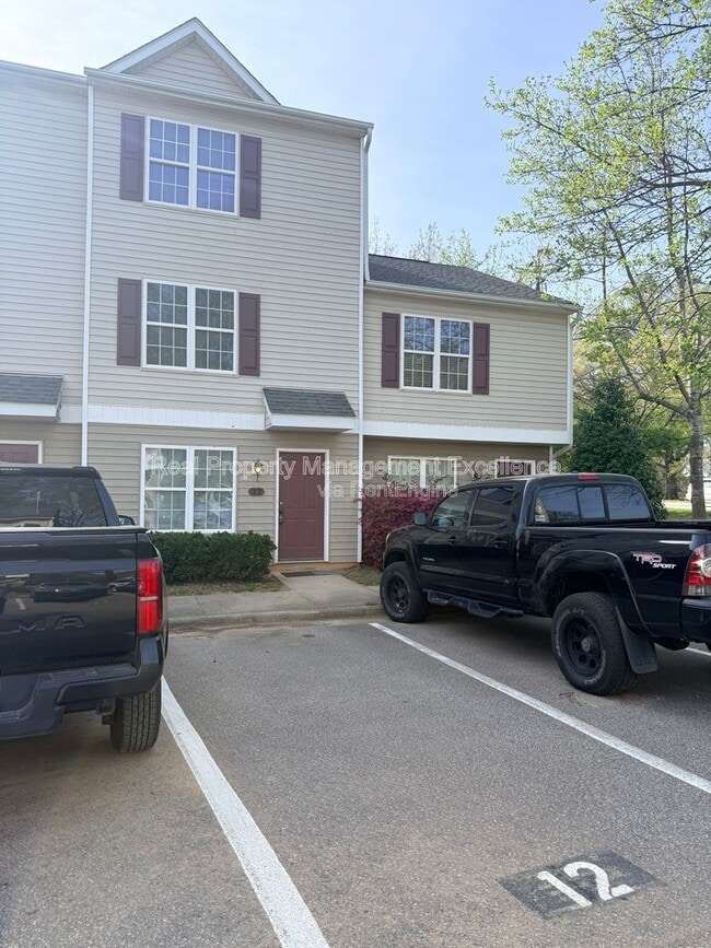 Building Photo - 12 Red Ln