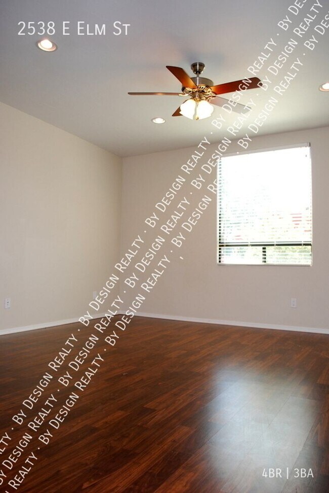 Building Photo - Blenman Elm 4 Bed 3 Bath Custom Home