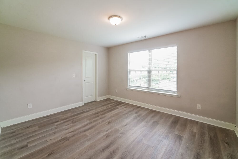 Building Photo - 313 Kenmore Ct