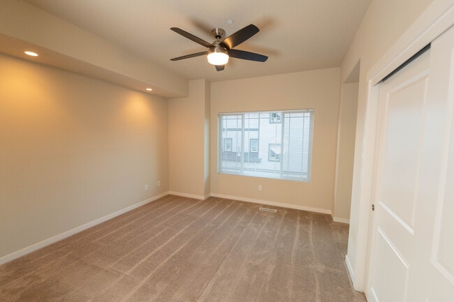 Building Photo - 28613 SW Villebois Dr N