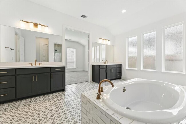 Building Photo - 7608 Boyd Hvn Dr