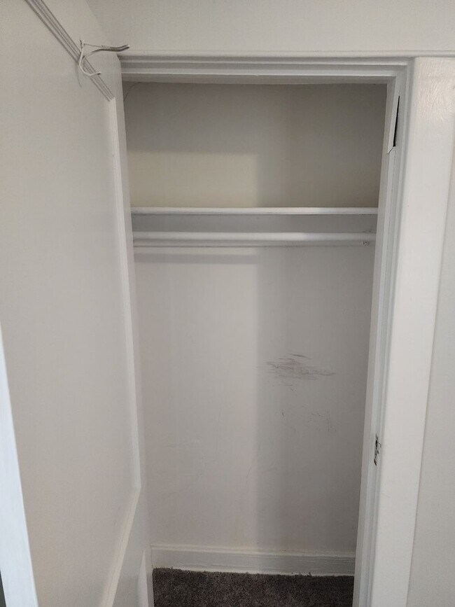 Building Photo - 3634 Kentucky Ave