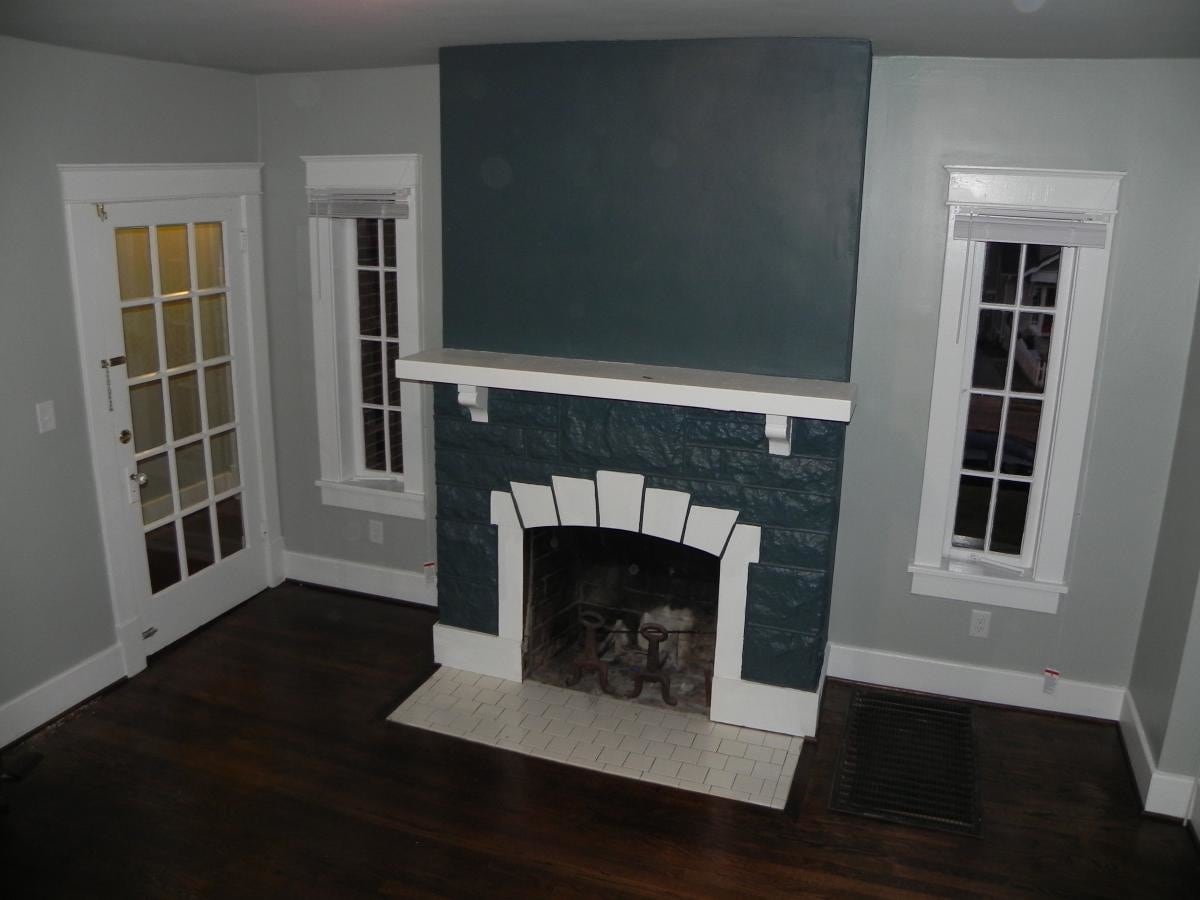 Living Room - 1509 17th Ave S