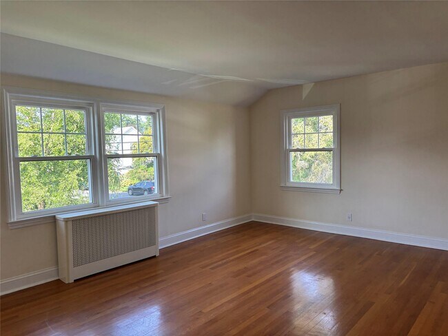 Building Photo - 50 Ackerman Pl