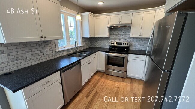 Building Photo - 4B Ash St-