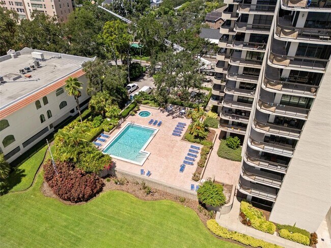 Building Photo - 2413 Bayshore Blvd