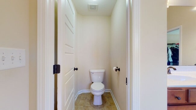 Building Photo - 5 Bedroom Home in Carolina Forest