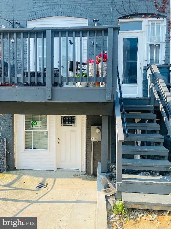 Building Photo - 204 Ascot Pl NE