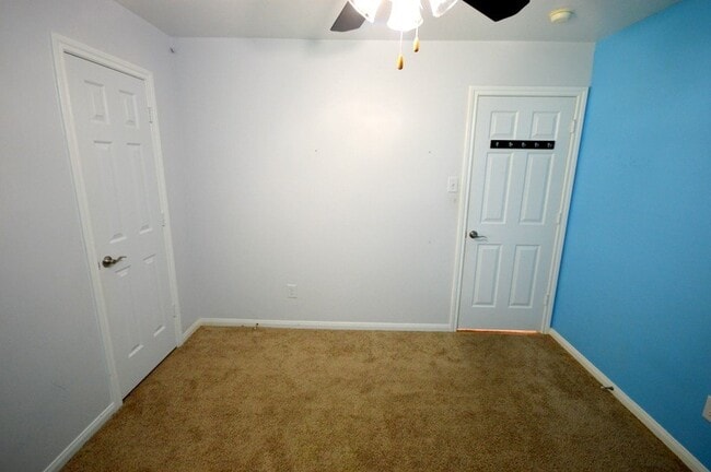 Building Photo - 8311 Kingsbridge Meadow Dr