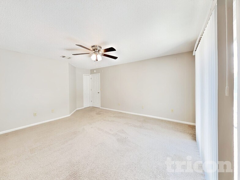 Building Photo - 5460 Running Creek Ln