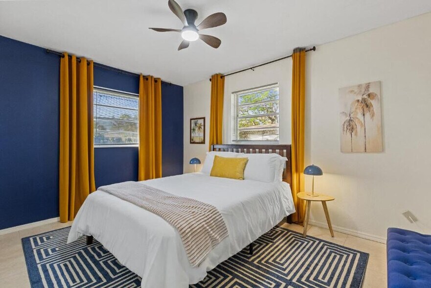 Building Photo - 451 Sharon Cir