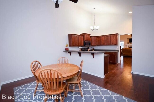 Building Photo - 5 br, 3 bath House - 2421 Brooke Bend
