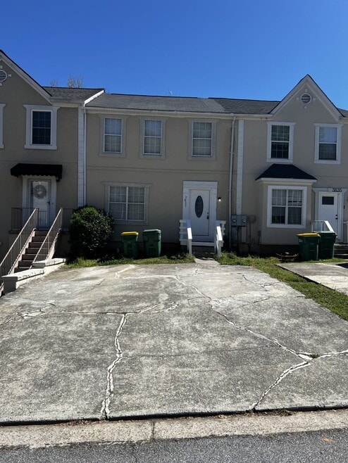 Building Photo - 3837 Meadow Creek Dr