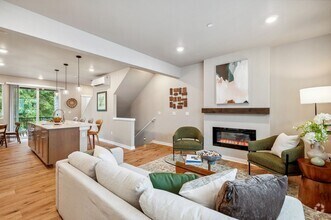 Building Photo - 3 Bed | 3.5 Bathroom | 1626 Sq Ft | $3,450