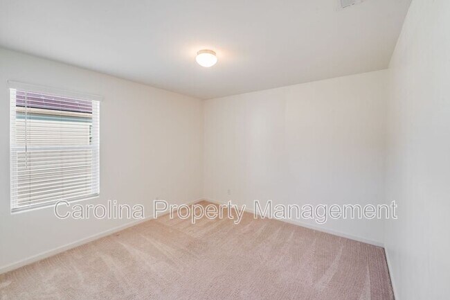 Building Photo - 12915 Hill Pine Rd