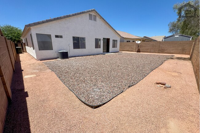 Building Photo - 4Bed/2Bath House in El Mirage! Ready for Immediate Move-In!