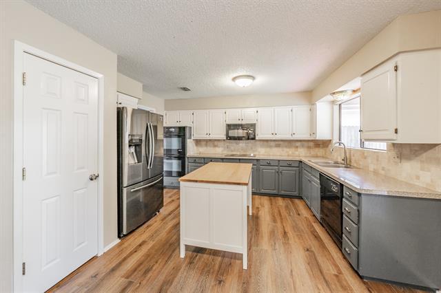 Building Photo - 3503 Cotillion Dr