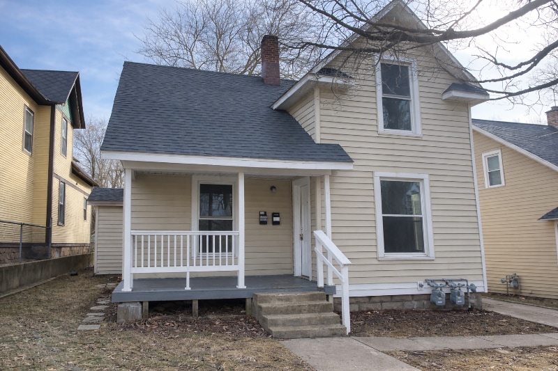 Building Photo - 1222 Eastern Ave SE