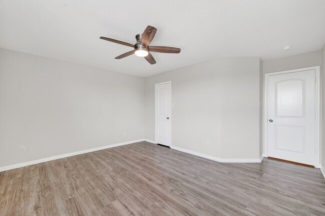 Building Photo - 228 Elm Patch Dr