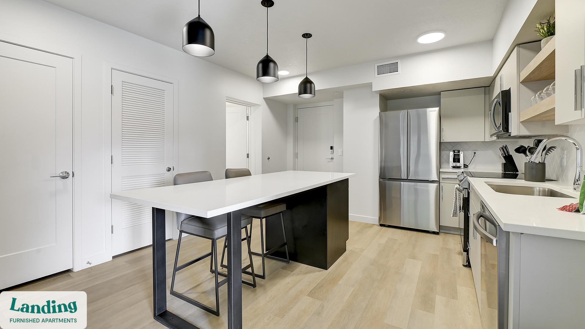 Building Photo - 352 S 500 E