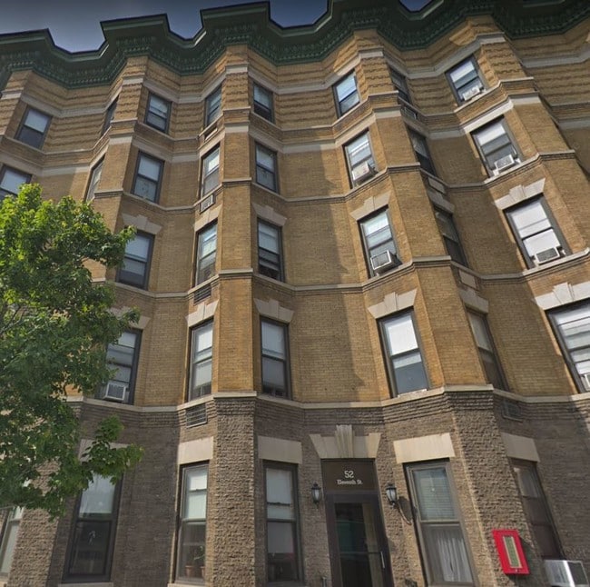 Building Photo - Northvale III B