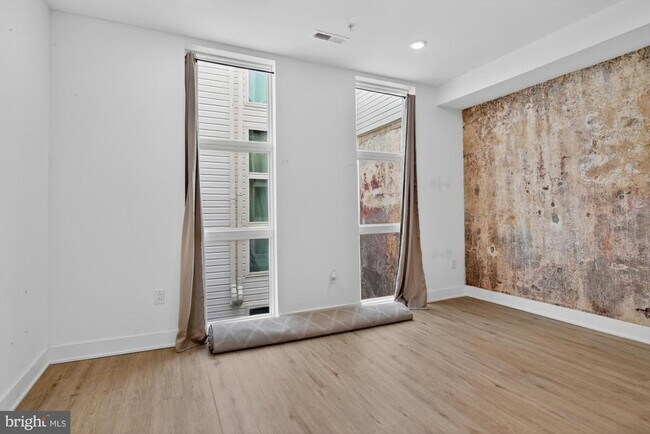 Building Photo - 59 N 2nd St