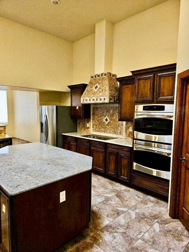 Building Photo - 2184 Sedona Hills Pkwy