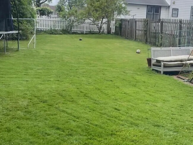 Building Photo - 269 E Woodland Rd