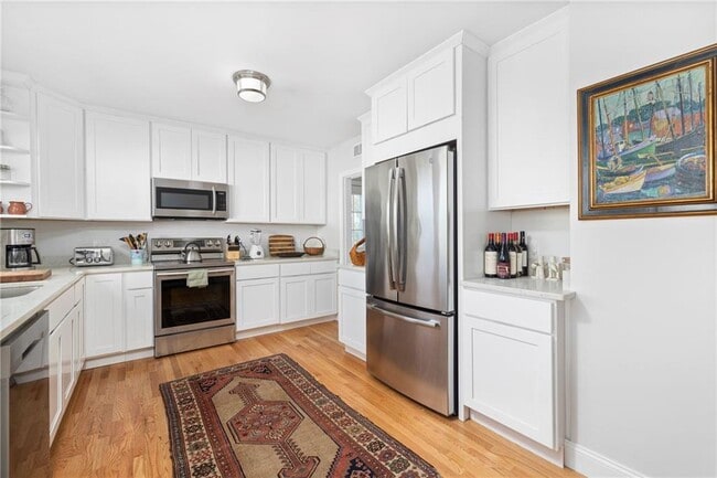 Building Photo - 6 Cliff Ter