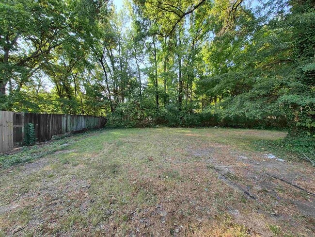 Building Photo - 3449 Tutwiler Ave