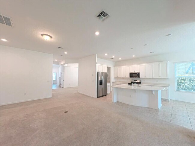 Building Photo - 12676 Salomon Cove Dr