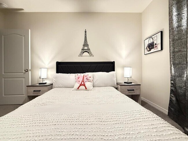 Building Photo - 2369 Penguin Blvd