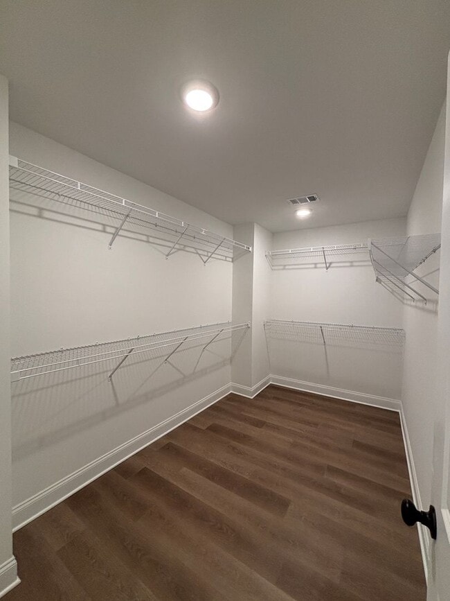 Building Photo - Baldwin Place - Columbia County