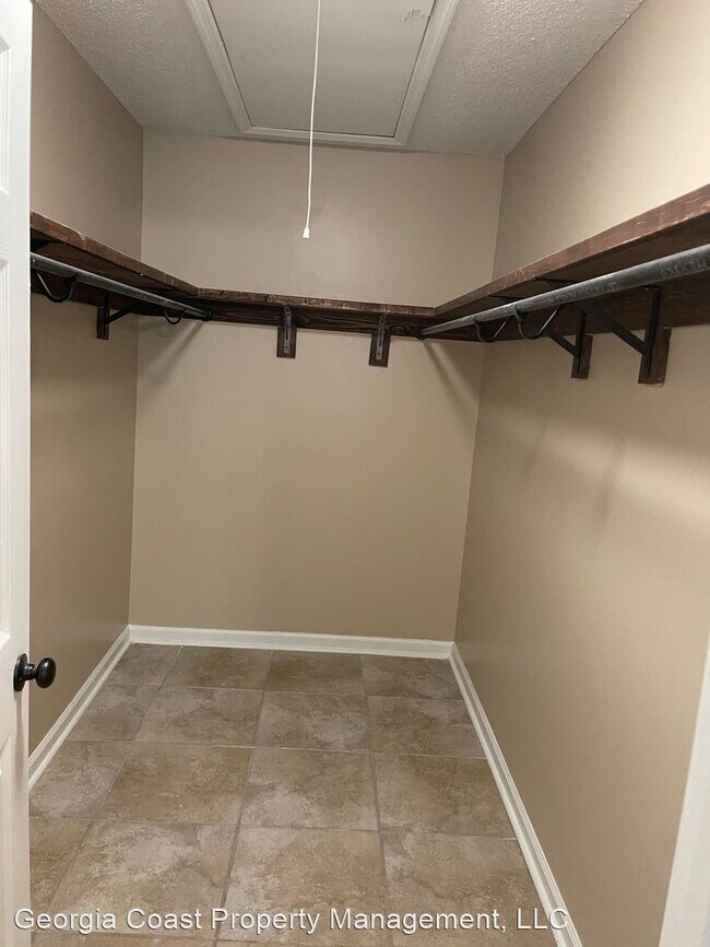 Building Photo - 2 br, 2 bath House - 154 Leeswood Circle