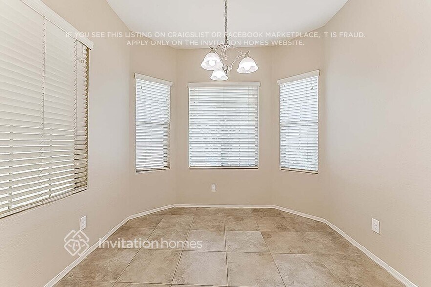 Building Photo - 1683 Matthews Dr