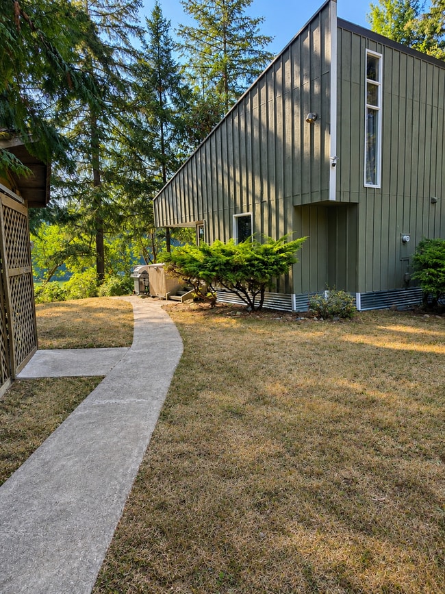 Building Photo - 17805 Overlake Ct SE