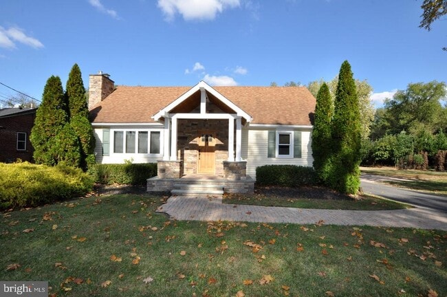 Building Photo - 154 Old Marlton Pike