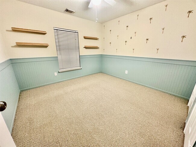 Building Photo - 9327 Restover Ln