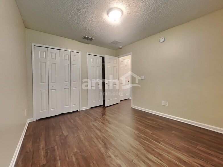 Building Photo - 11525 Jerry Adams Dr